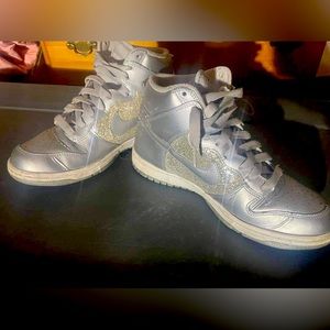 Nike Woman’s Dunk Shoes